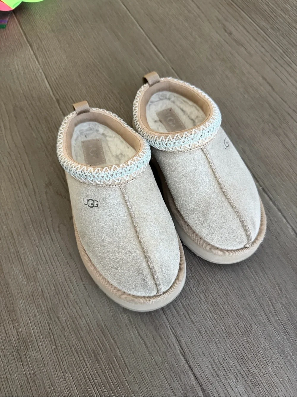 UGG soft slip